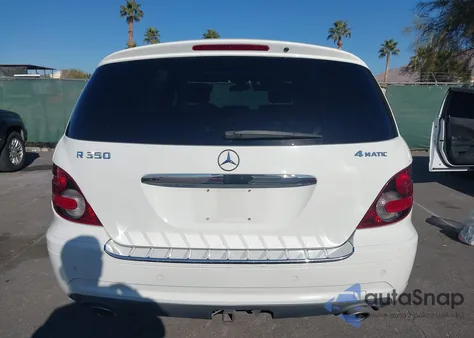 2009 Mercedes-Benz R 350 4Matic z USA, uszkodzony, nr VIN 4JGCB65E39A093825